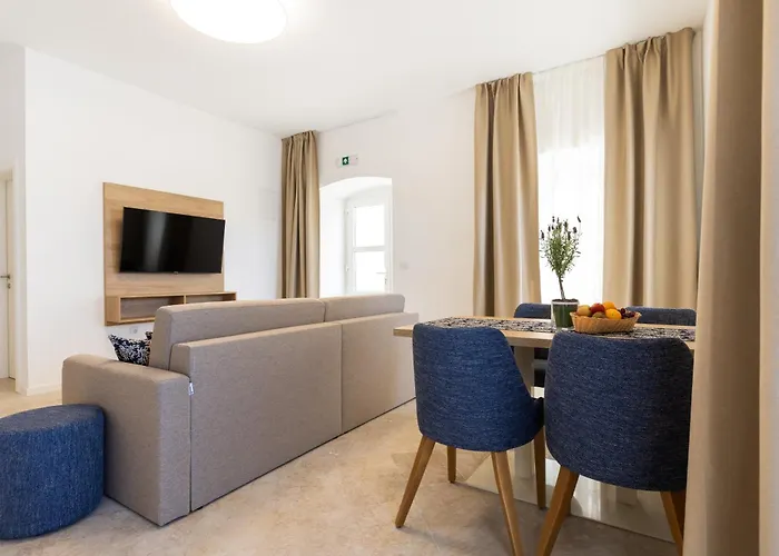 Cassia Apartment